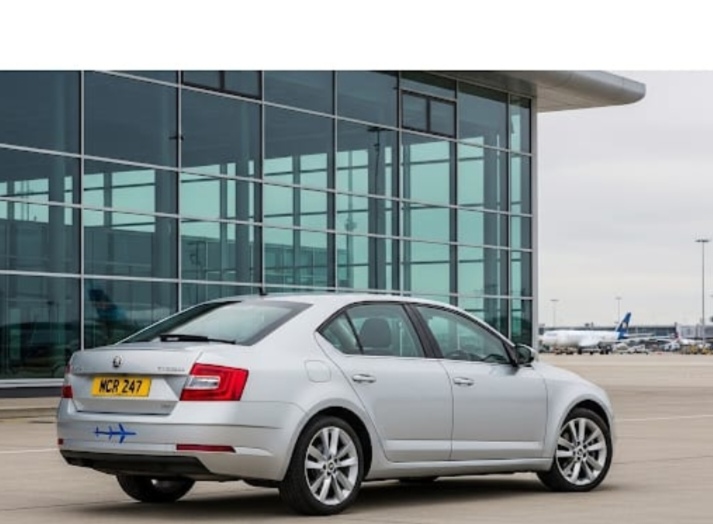 airport transfers leeds to manchester