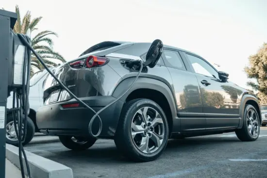 Fixed price taxi Manchester Airport